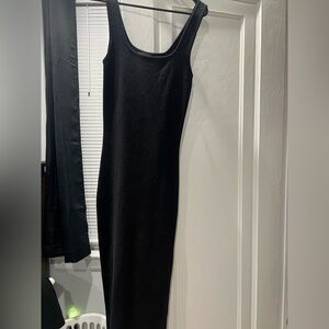 Elegant Black Sleeveless Dress